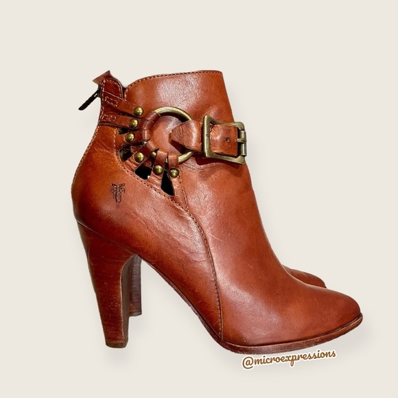 Frye Roxanne Ring Short Cognac Leather Moto Harness Belt Buckle Heeled Bootie - Picture 6 of 13